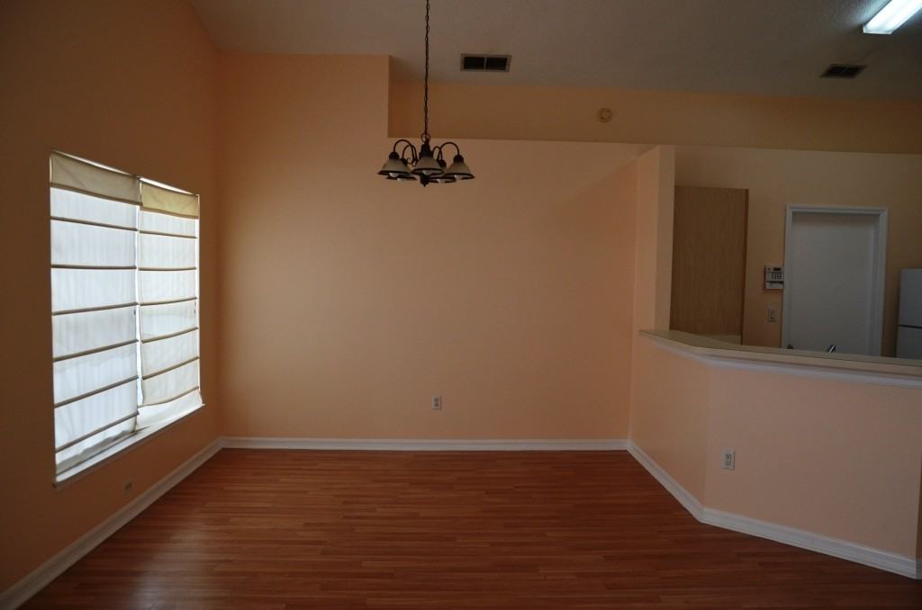 7618 Pine Fork Dr - Photo 4 of 9