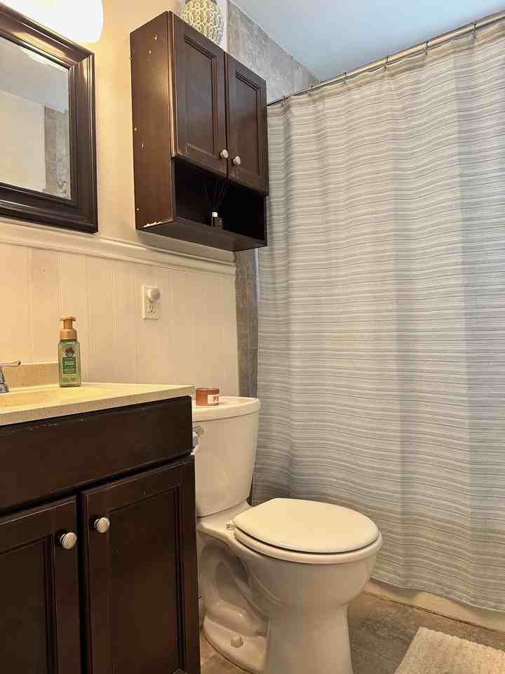 8 N 28th Ave #1 - Photo 3 of 11