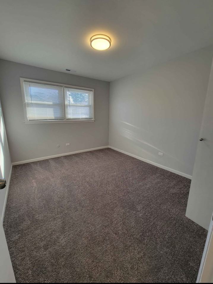 342 E Russell St #1 - Photo 5 of 8