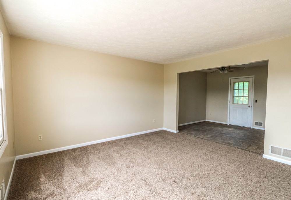 9066 W Ridge Rd #9066 - Photo 3 of 20