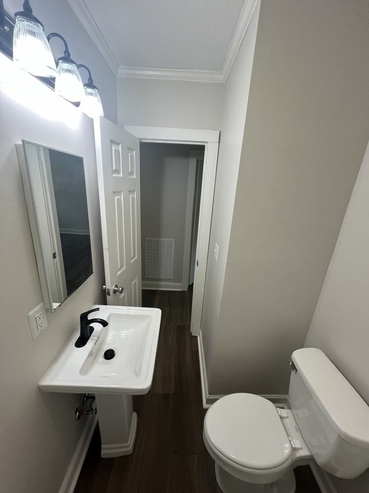 106 Dukeland Dr #106 - Photo 3 of 14