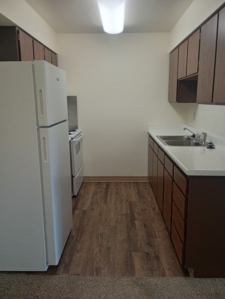 3320 Verde Dr #201 - Photo 3 of 11