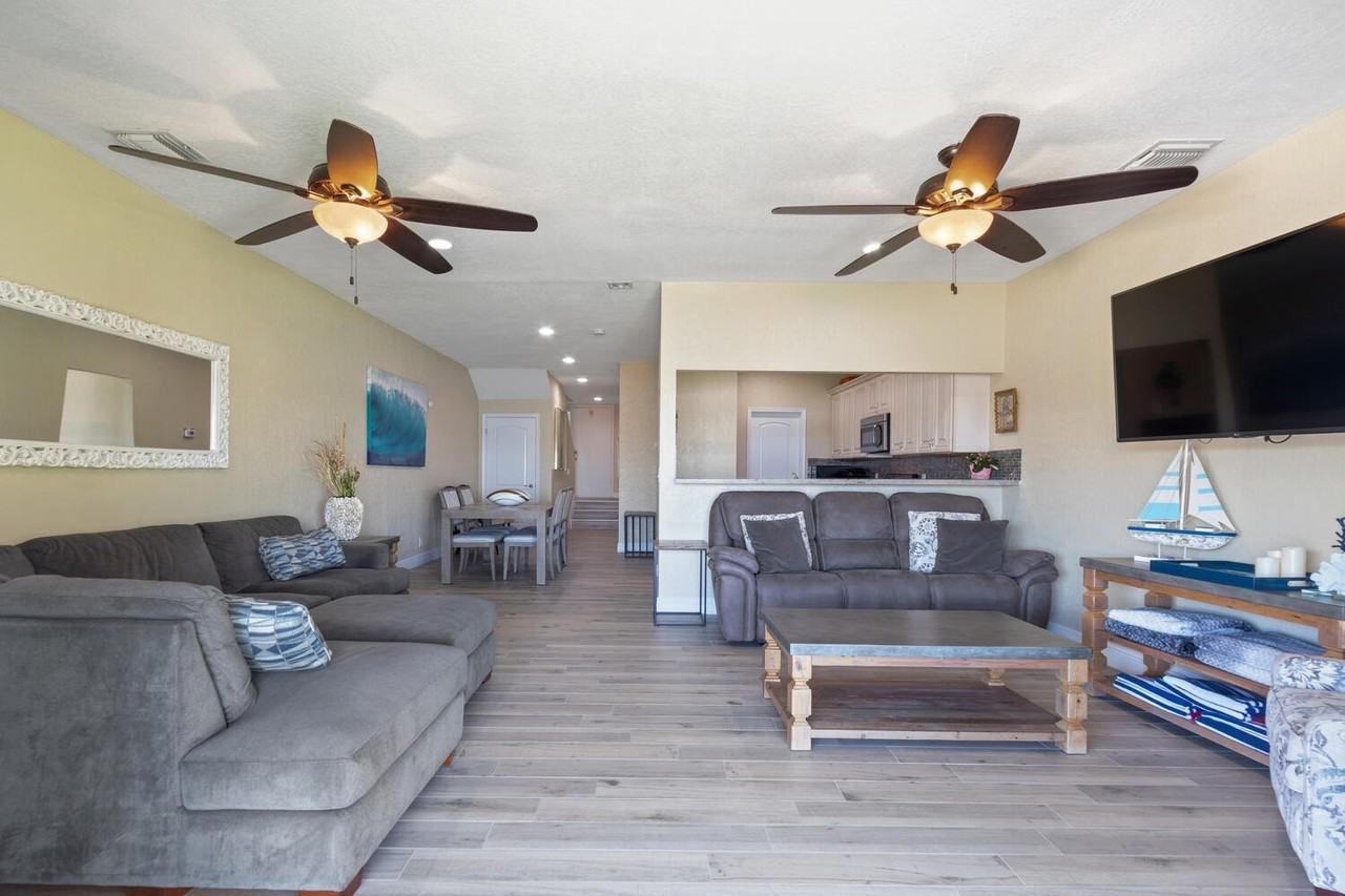 316 N Lake Dr - Photo 6 of 50