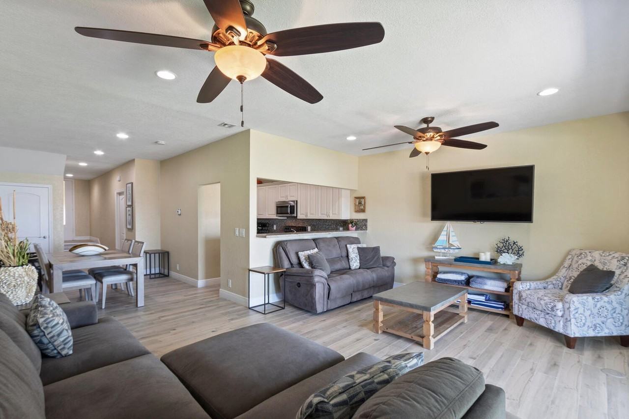 316 N Lake Dr - Photo 7 of 50