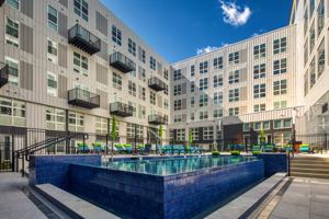 featured image of 21 E 4th St