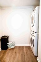 featured image of Leader Dr