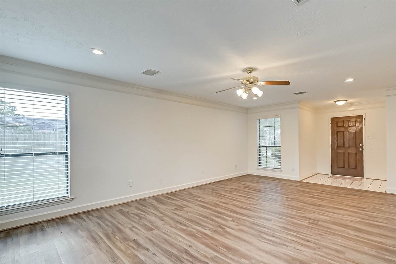 13507 Heron Field Court - Photo 2 of 20