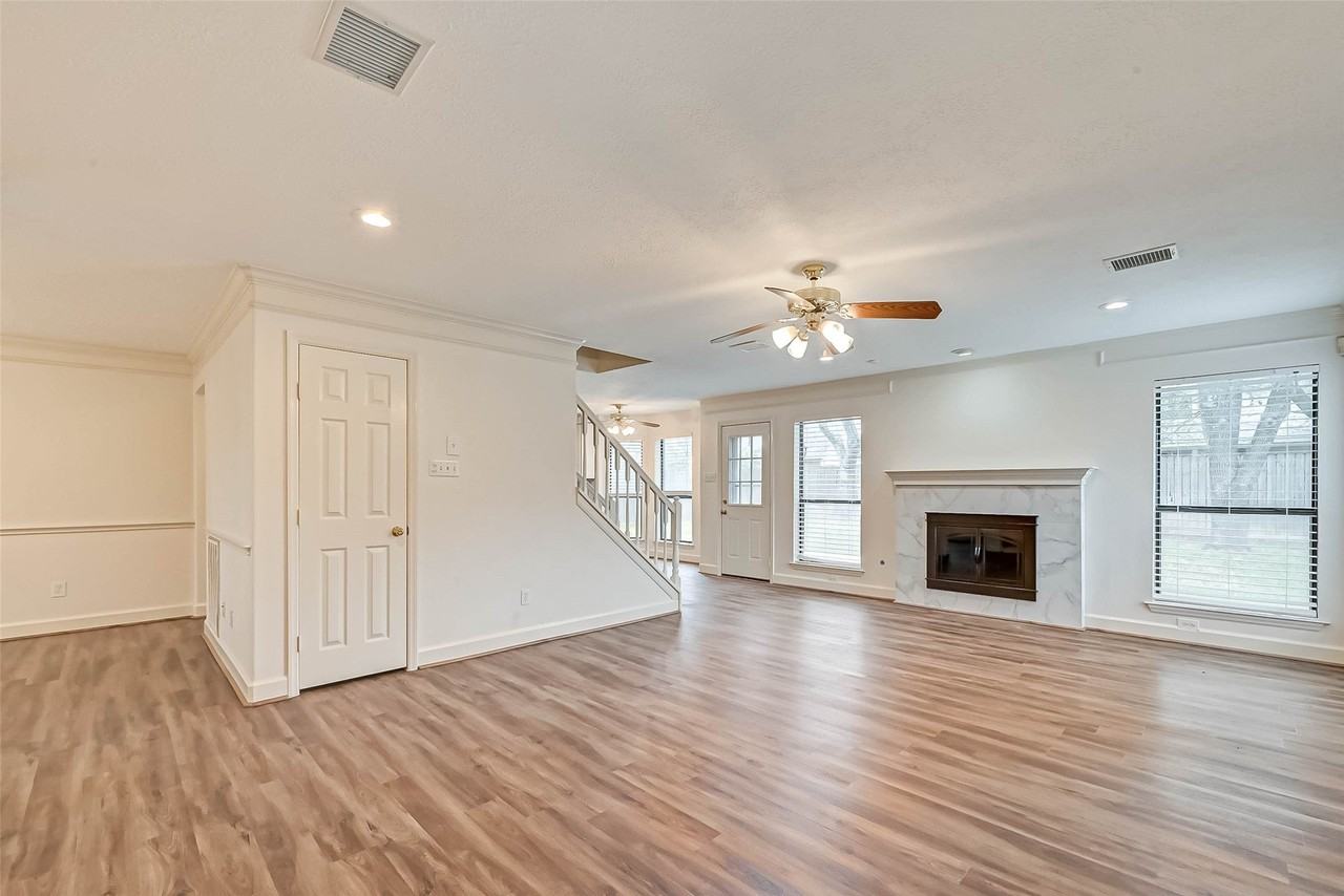 13507 Heron Field Court - Photo 6 of 20