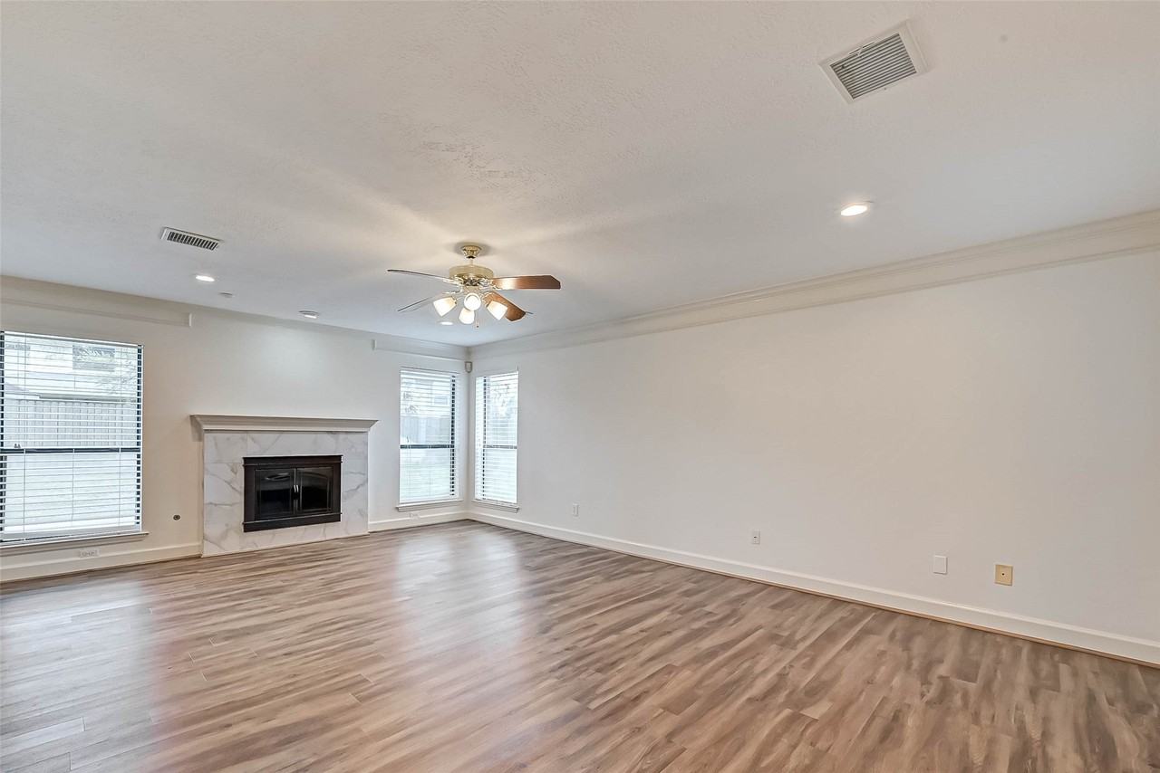 13507 Heron Field Court - Photo 7 of 20