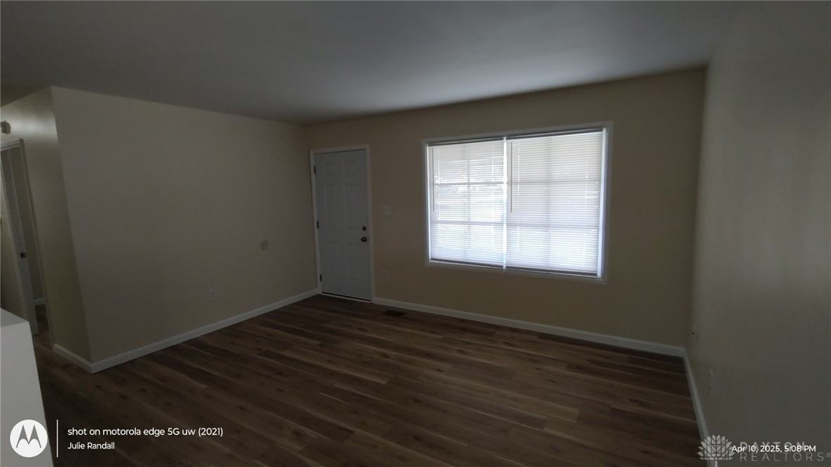 2093 Kylemore Dr - Photo 4 of 22