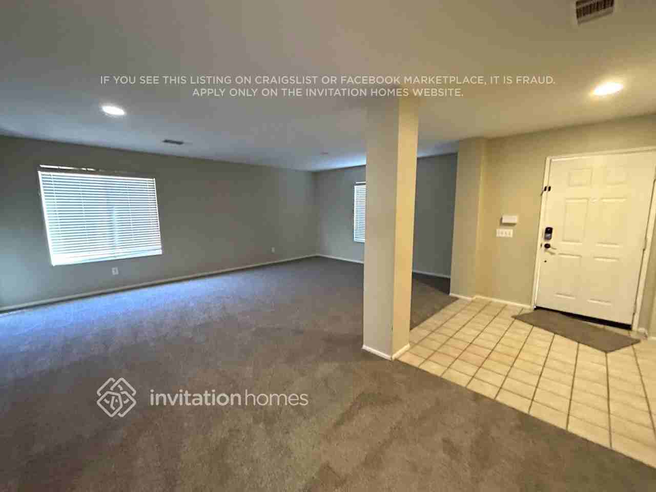 42320 Marbella St - Photo 2 of 15