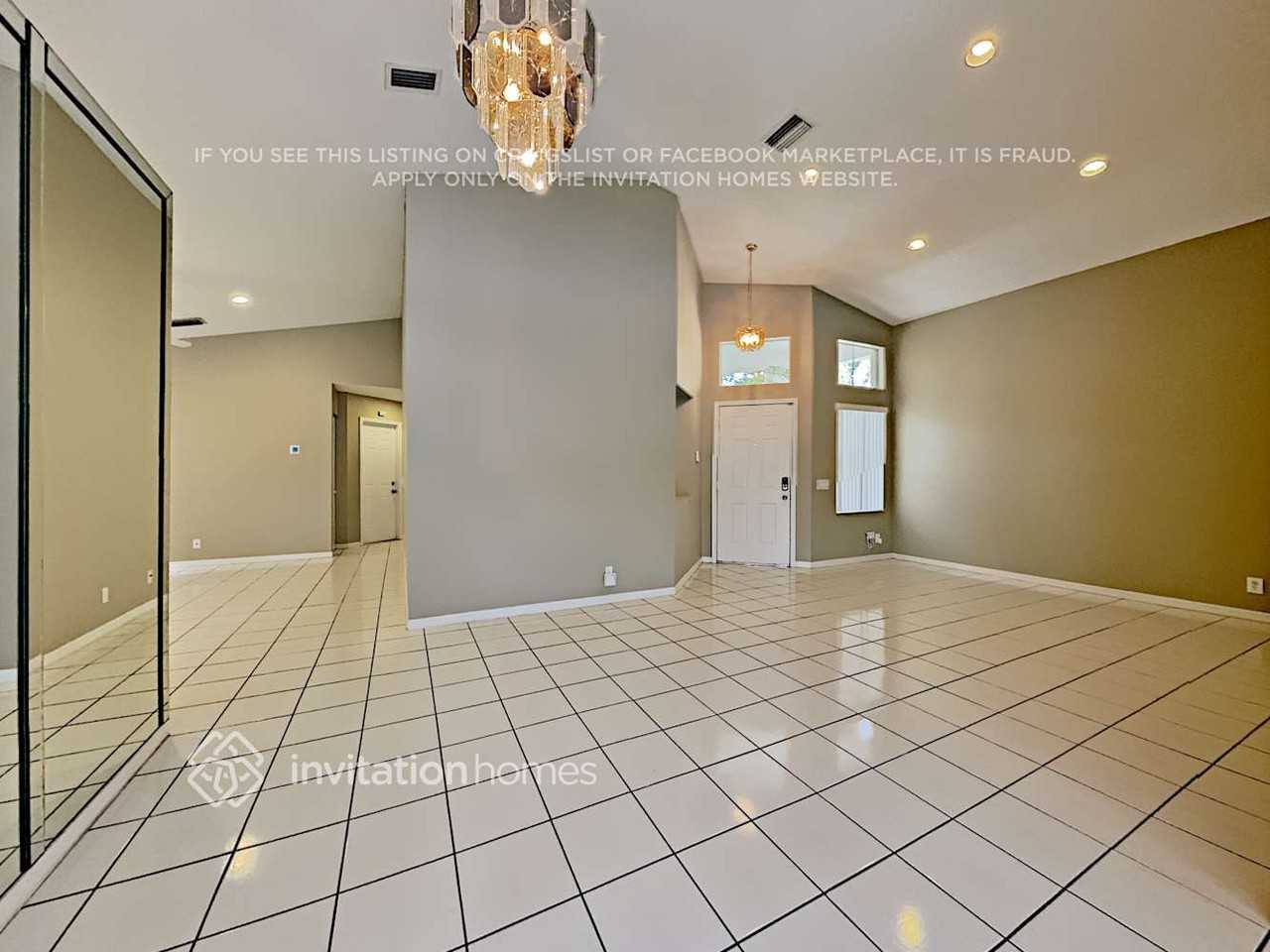 161 E Bayridge Dr - Photo 3 of 16