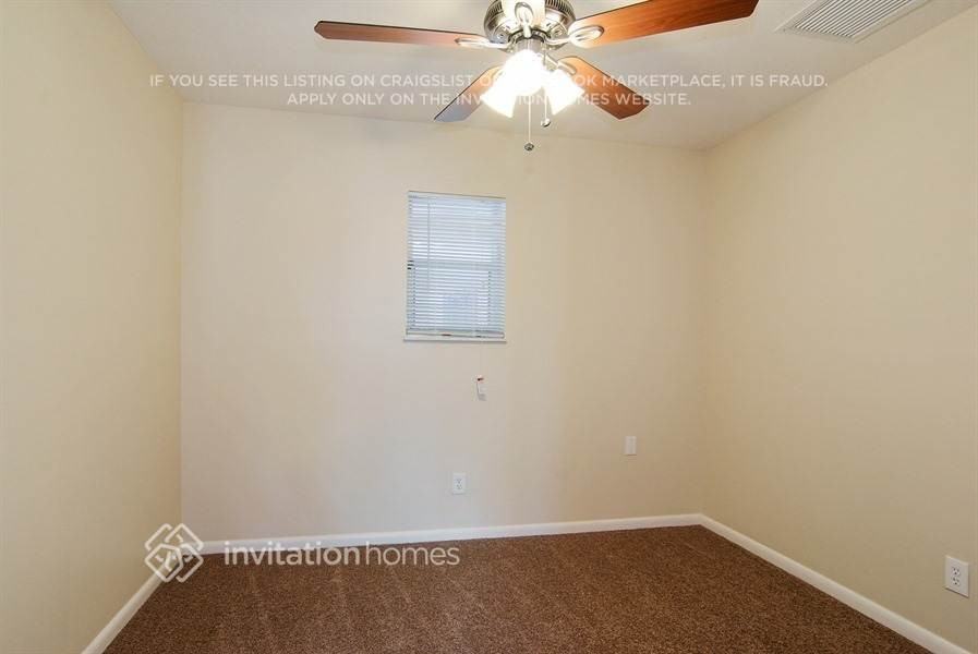 832 Se Thornhill Dr - Photo 7 of 17