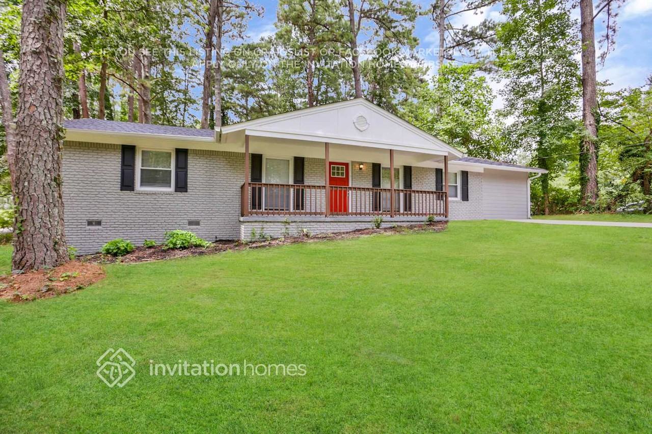 438 Mount Vista Rd - Photo 2 of 15
