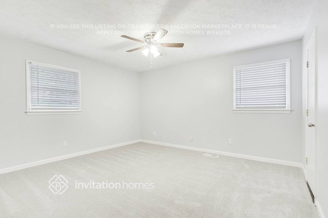 7280 Hollyhock Dr - Photo 7 of 13