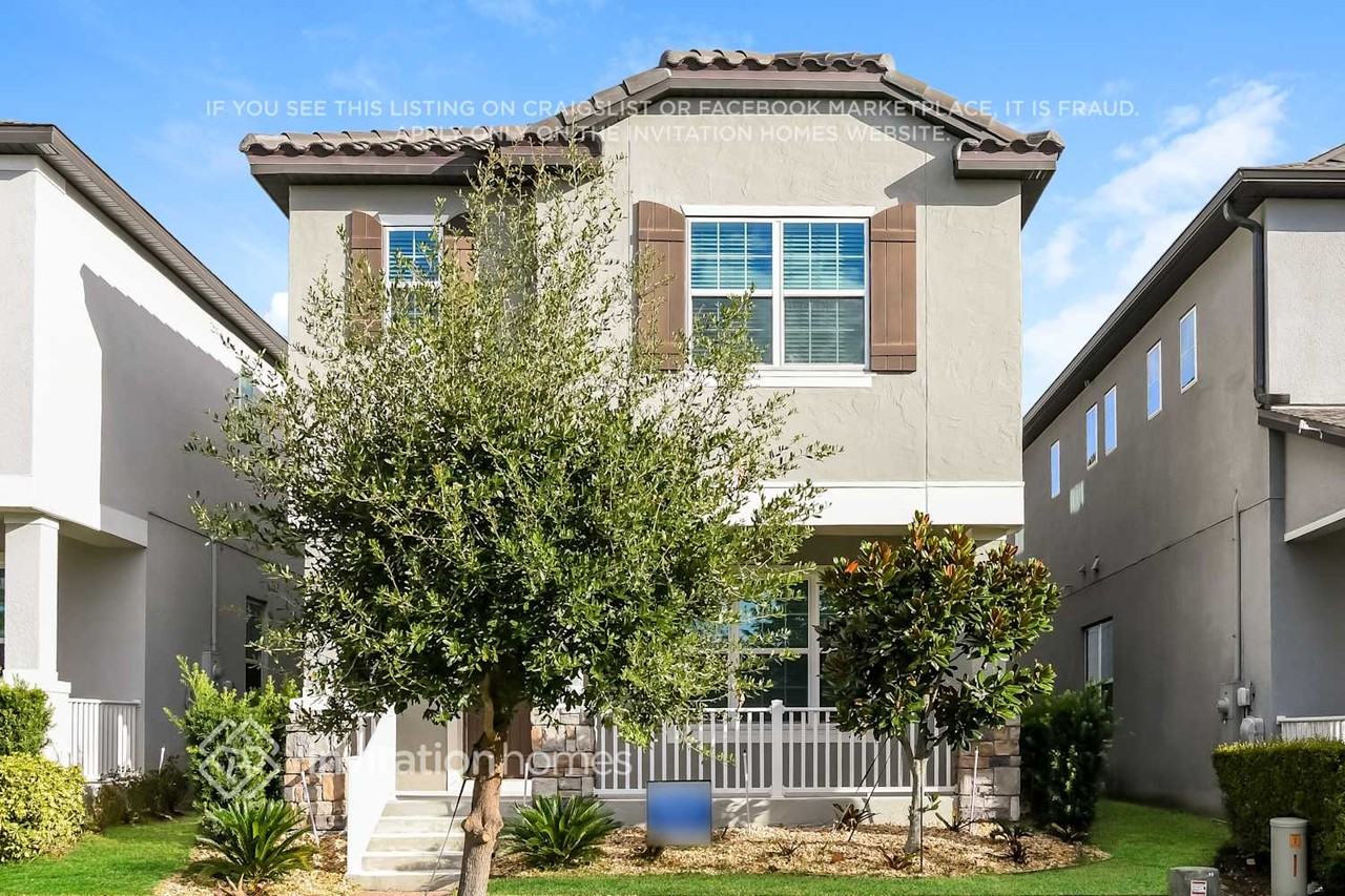 14561 Crested Plume Dr - Photo 2 of 18