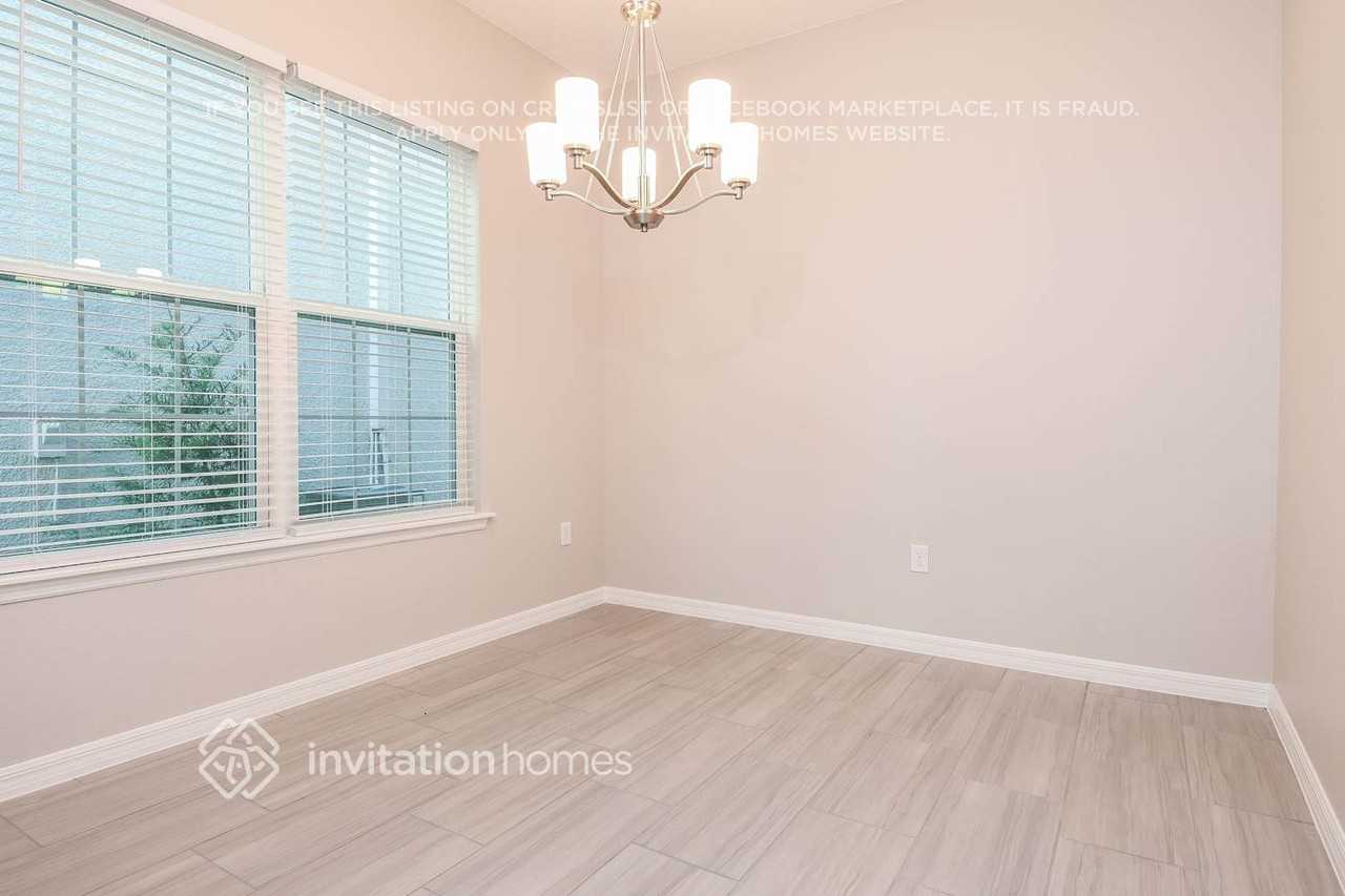 14561 Crested Plume Dr - Photo 7 of 18