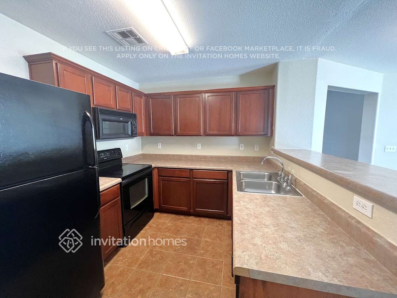 19464 N Smith Dr - Photo 6 of 17