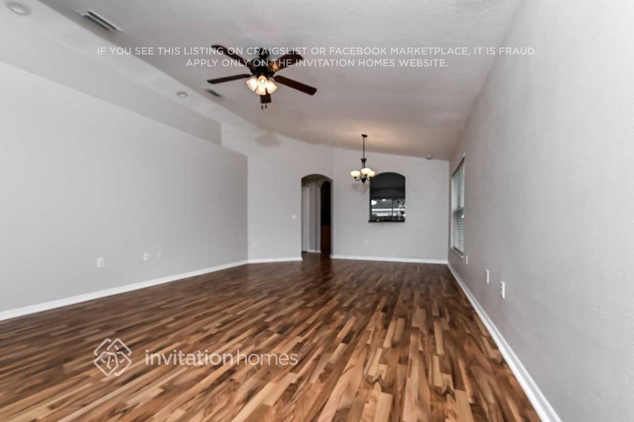 12538 Evington Point Dr - Photo 3 of 16