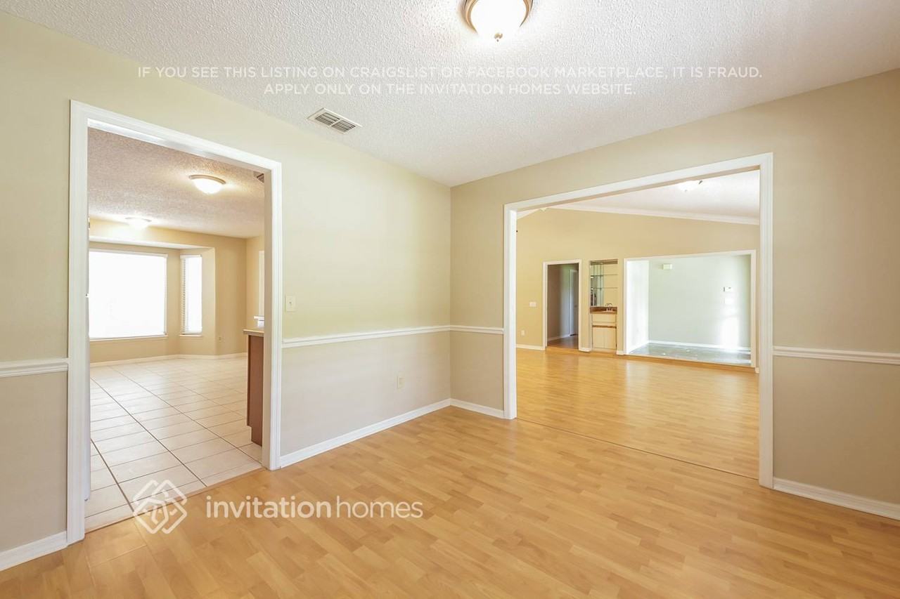 4447 Windsmere Blvd - Photo 5 of 20