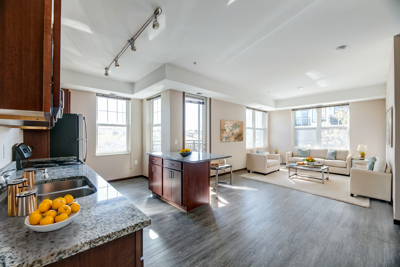 Capital View Apartments - Photo 7 of 27