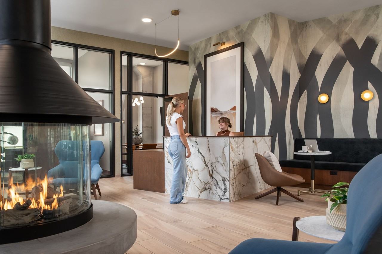 Flats on 94 - Photo 4 of 42