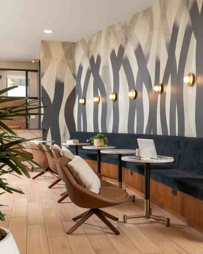 Flats on 94 - Photo 5 of 42