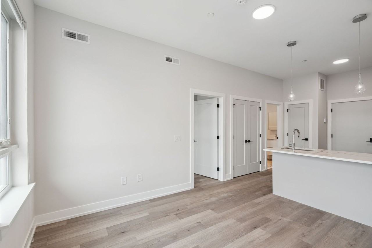 The Dally - Photo 3 of 50