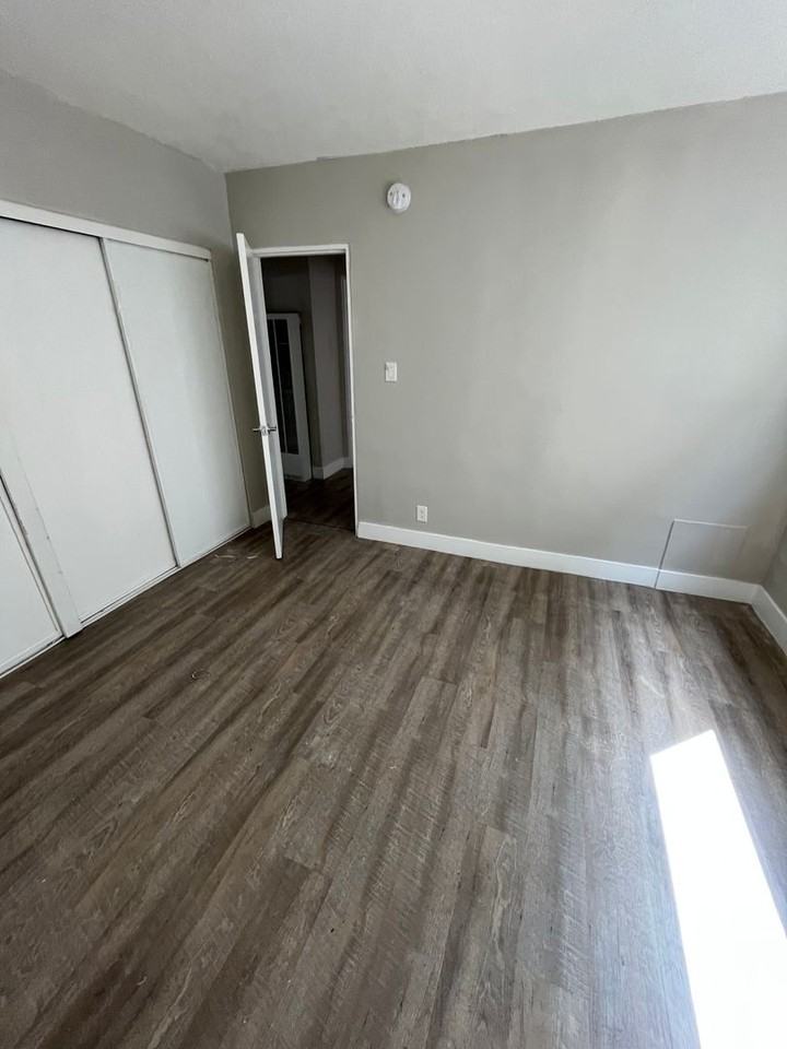 August - Photo 4 of 9