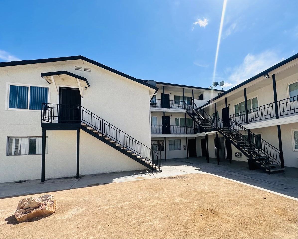 Fredricks Apartments - Photo 6 of 10