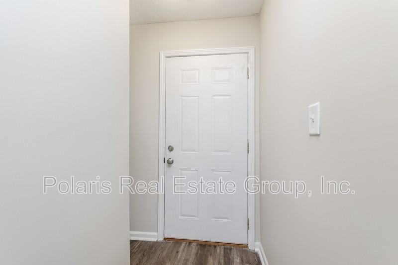 522 N Lebanon St #4 - Photo 5 of 26