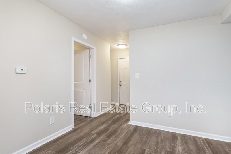 522 N Lebanon St #4 - Photo 7 of 26