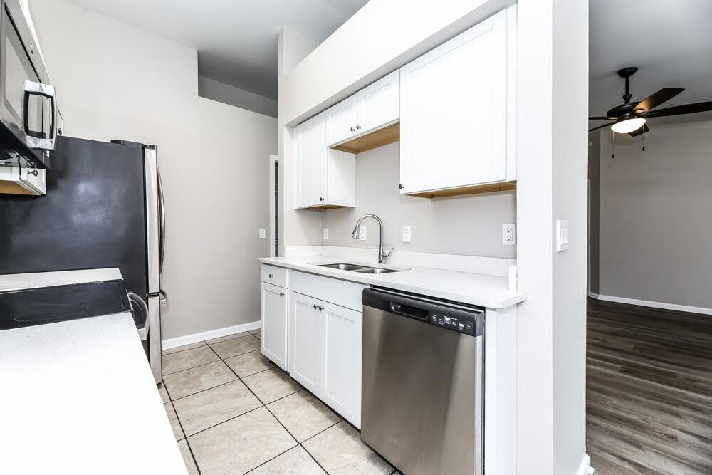 7619 Pimmit Hills Dr - Photo 7 of 16