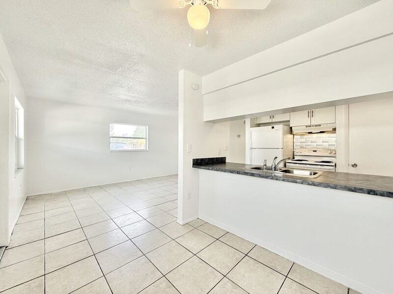 3716 137th Ave - Photo 5 of 36