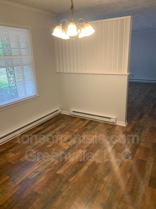 3842 S Pine St - Photo 5 of 13