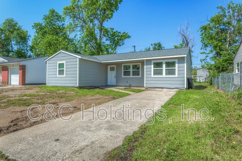 104 S 195th East Ave - Photo 2 of 50