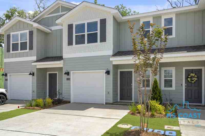 12226 Frazier Ln - Photo 2 of 23