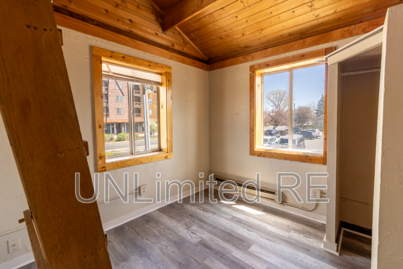 306 S Humphreys St #3 - Photo 4 of 12