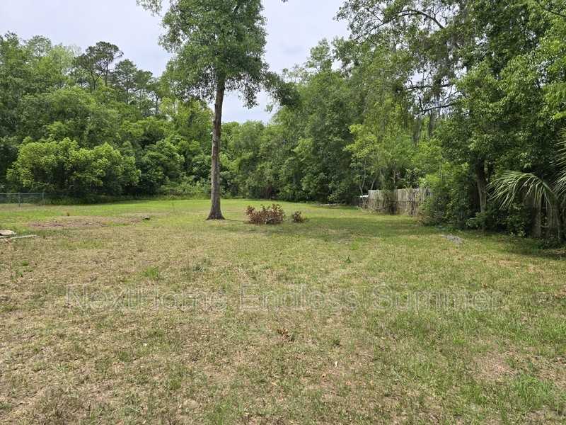 2524 Forest Blvd - Photo 2 of 14