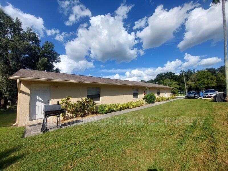 1332 Payne St - Photo 3 of 12