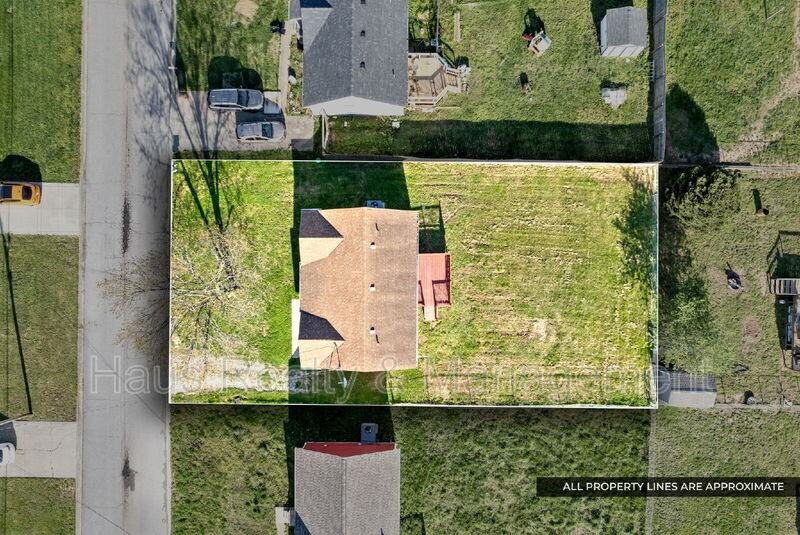 521 Gainey Dr - Photo 3 of 34