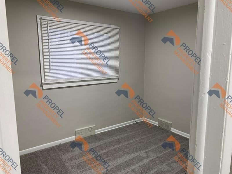 18551 Saint Aubin St - Photo 5 of 8
