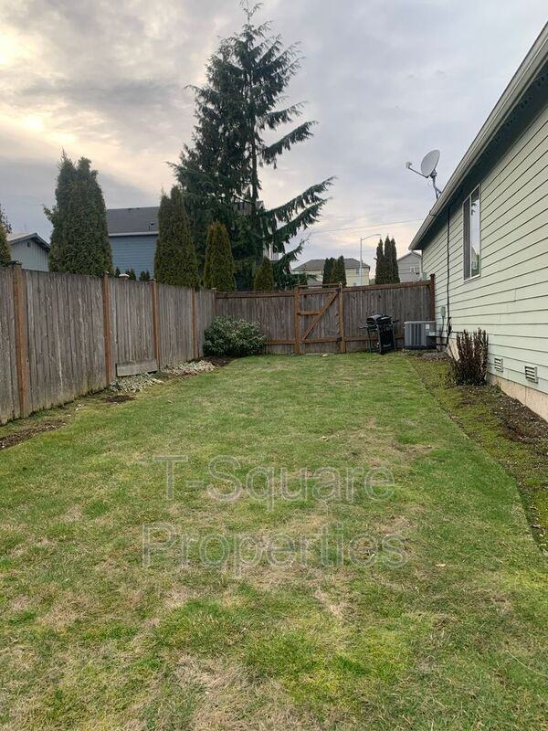 629 199th St Sw - Photo 4 of 17