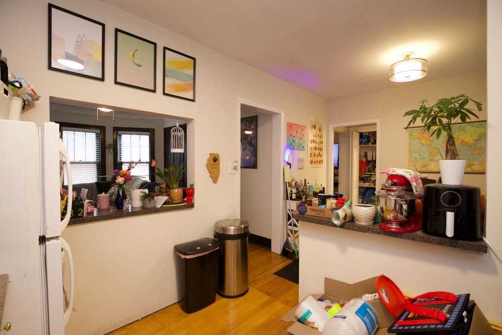 2131 W Giddings St #2B - Photo 5 of 18