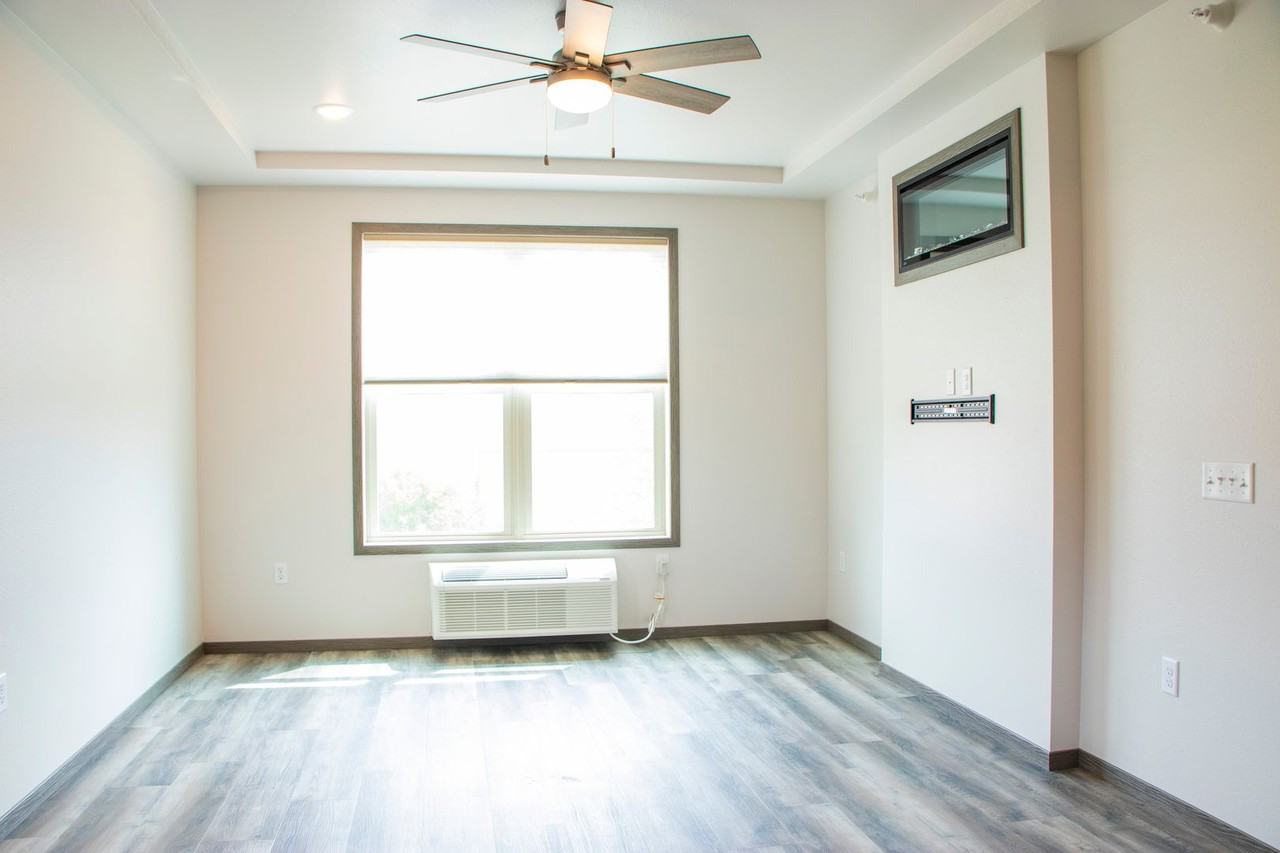2460 Golf Rd #305 - Photo 7 of 19