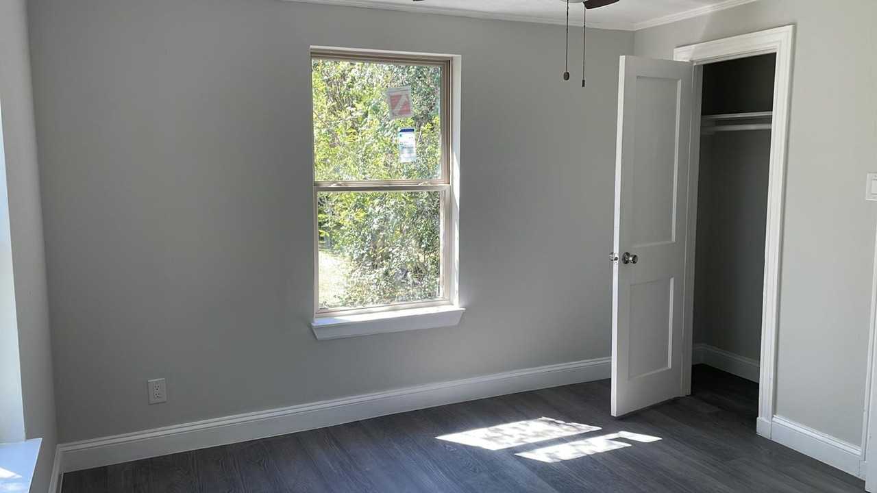 702 Rosedale St #C - Photo 6 of 9