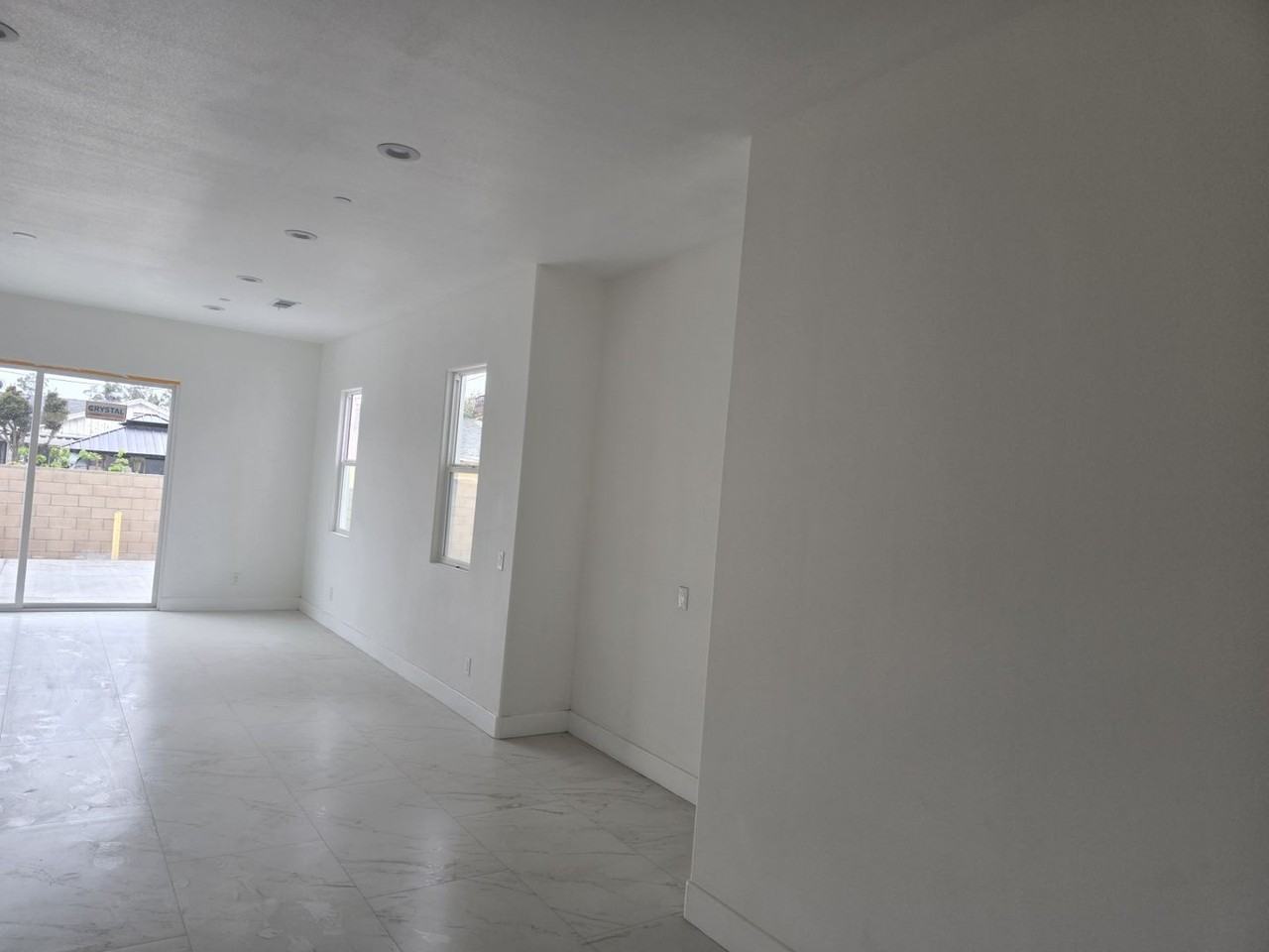 10101 Crosby Ave - Photo 4 of 17