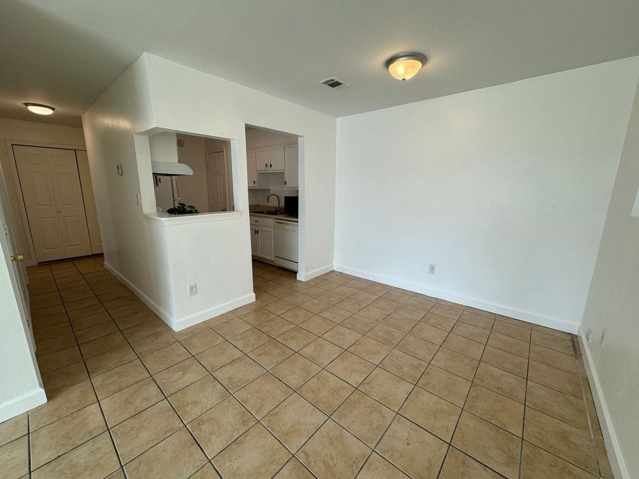 1600 Green Briar Pkwy #A - Photo 5 of 19