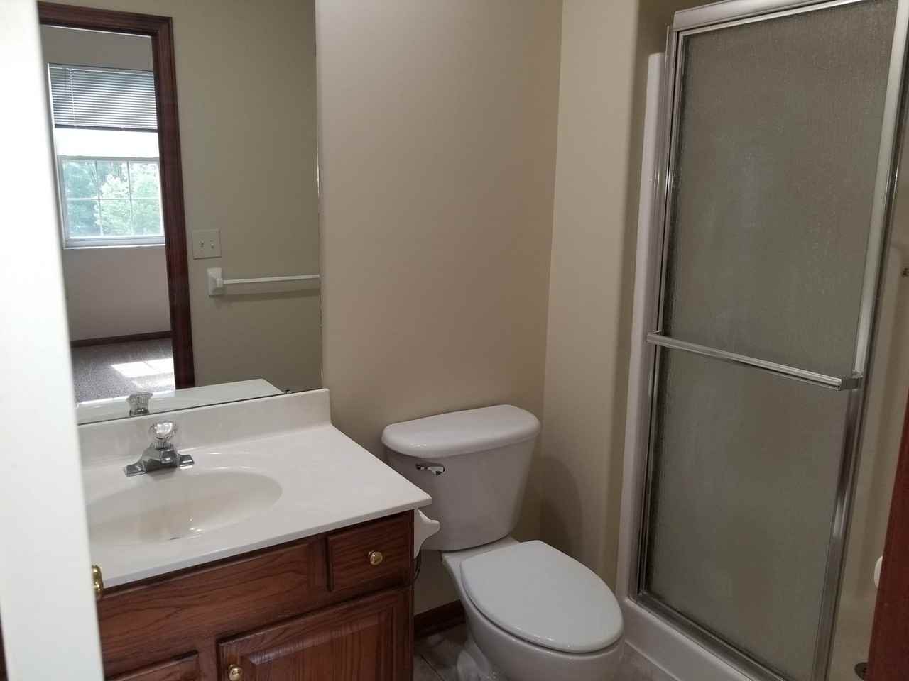 501 Radcliff Dr - Photo 6 of 19