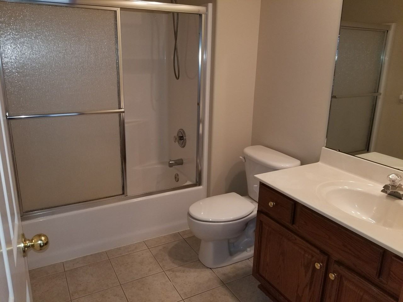 501 Radcliff Dr - Photo 7 of 19